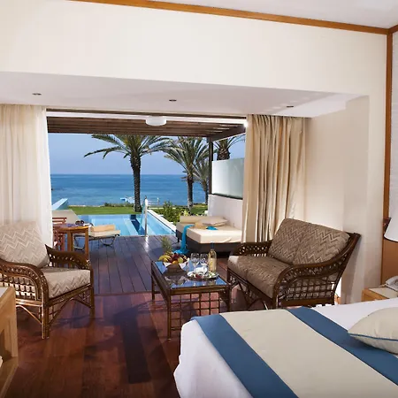 Constantinou Bros Athena Otel Geroskipou