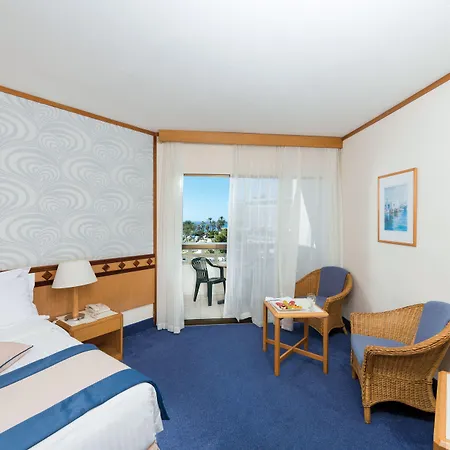 Constantinou Bros Athena Geroskipou