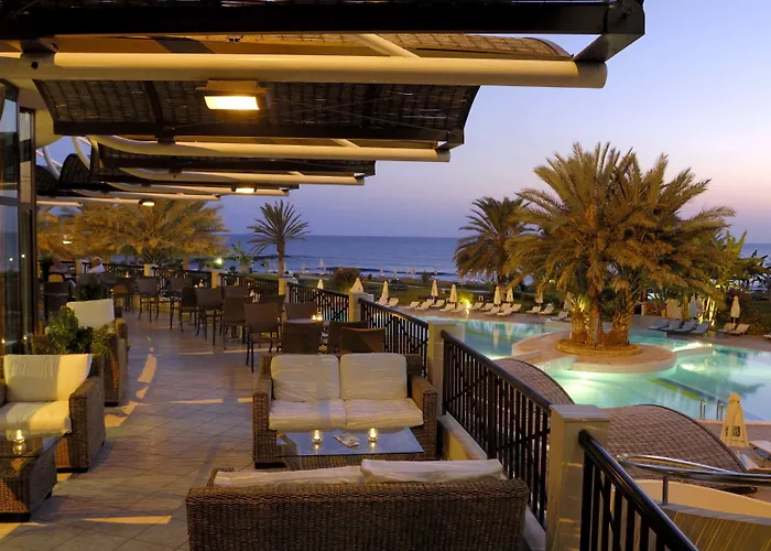 Otel Constantinou Bros Athena 4*