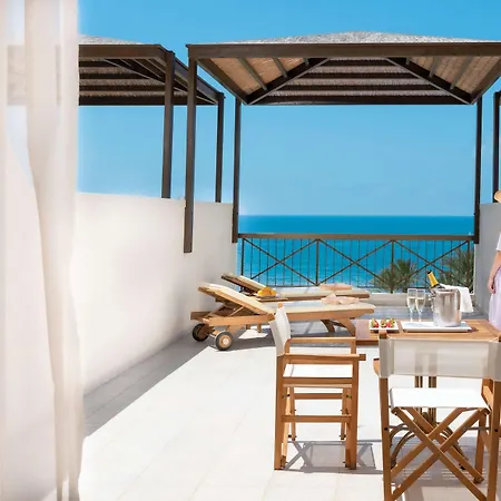 Constantinou Bros Athena 4* Geroskipou