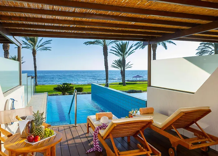 Constantinou Bros Athena 4*