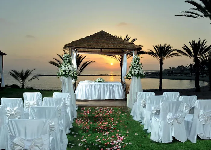 Constantinou Bros Athena 4*