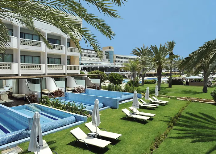 Constantinou Bros Athena Geroskipou