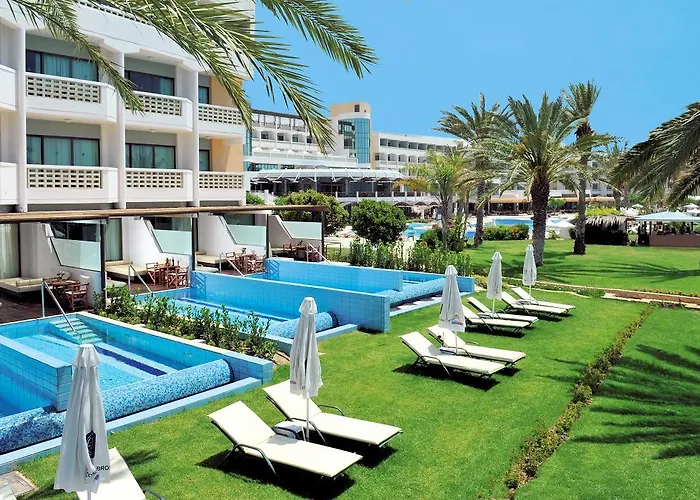 Hotel Constantinou Bros Athena 4*